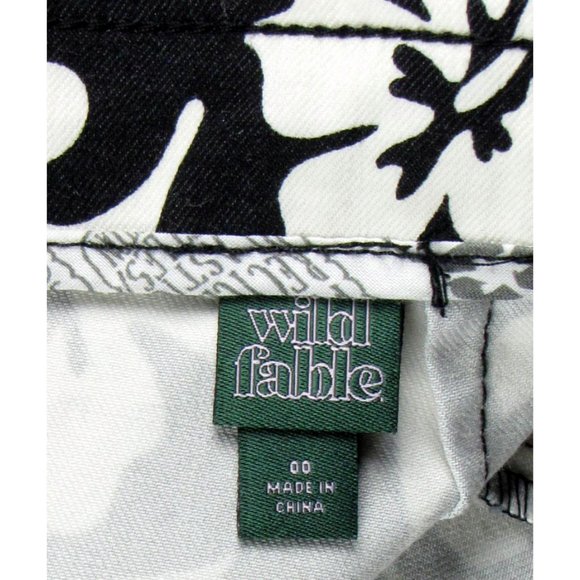 SALE! Floral Black White Short Mini Skirt - Picture 4 of 4